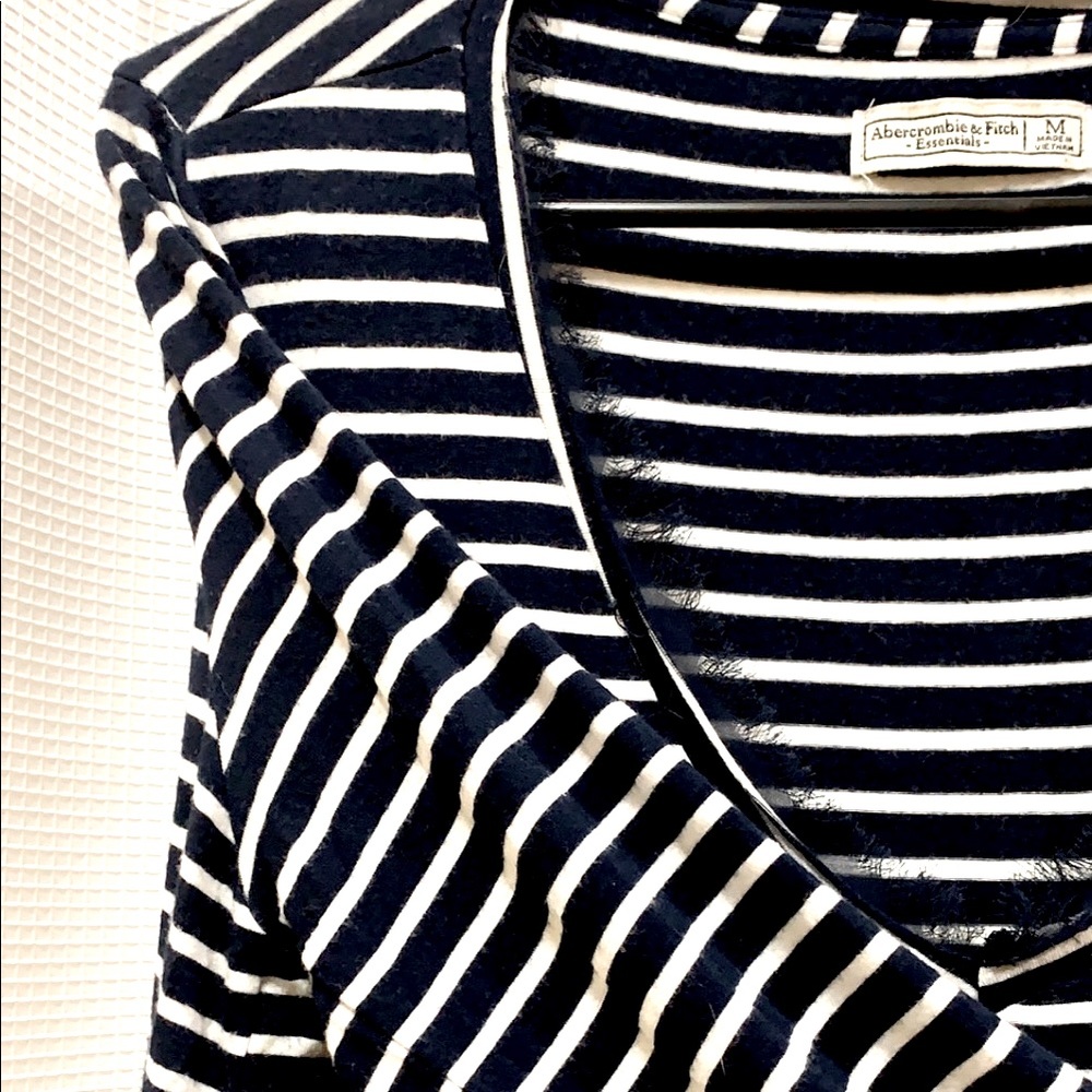 Abercrombie & Fitch Women’s Long-Sleeve Striped Shirt With Fringe Size Medium